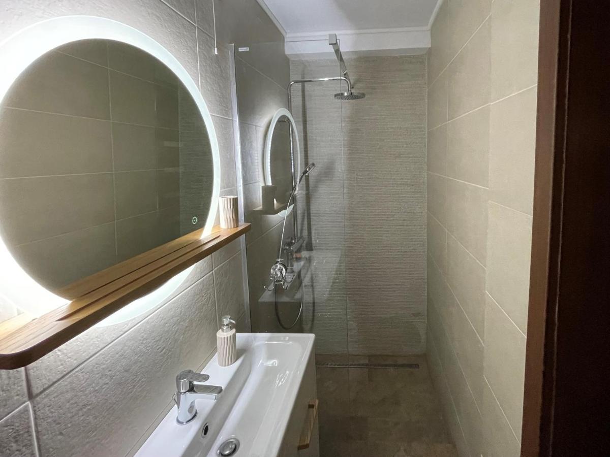 Apartament 2 Camere La Casa - Bucuresti Esterno foto