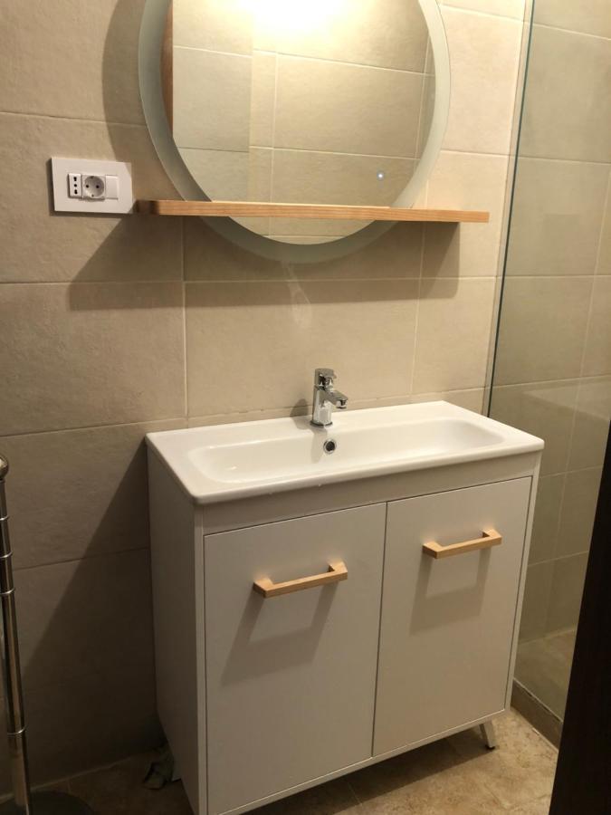 Apartament 2 Camere La Casa - Bucuresti Esterno foto
