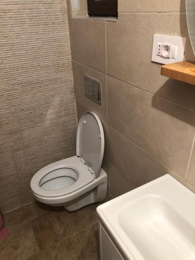 Apartament 2 Camere La Casa - Bucuresti Esterno foto