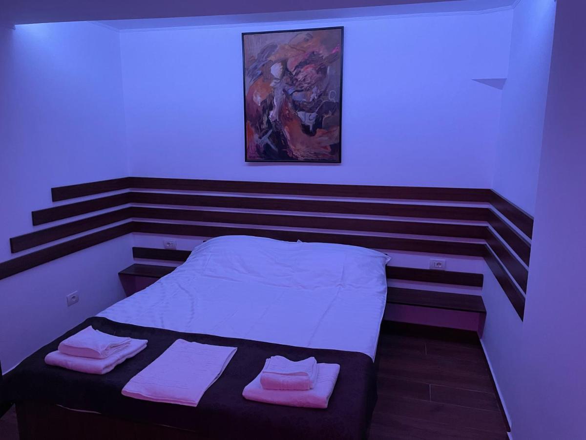 Apartament 2 Camere La Casa - Bucuresti Esterno foto