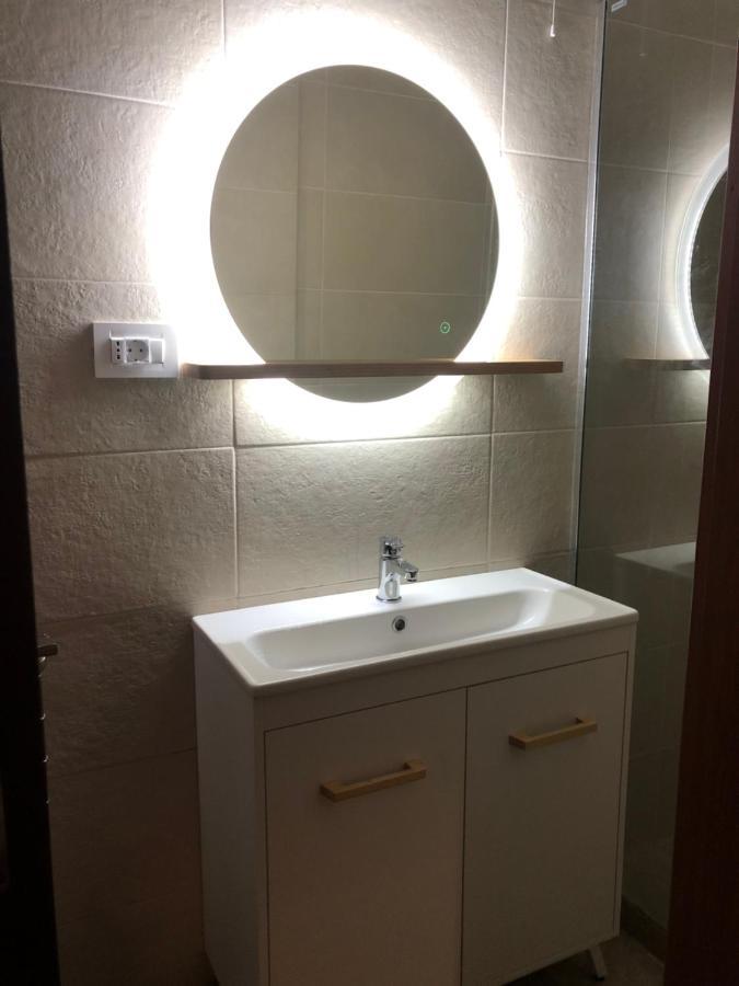 Apartament 2 Camere La Casa - Bucuresti Esterno foto