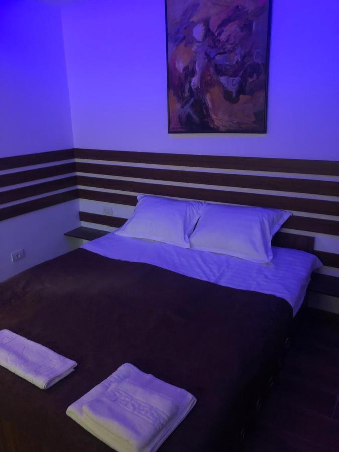 Apartament 2 Camere La Casa - Bucuresti Esterno foto